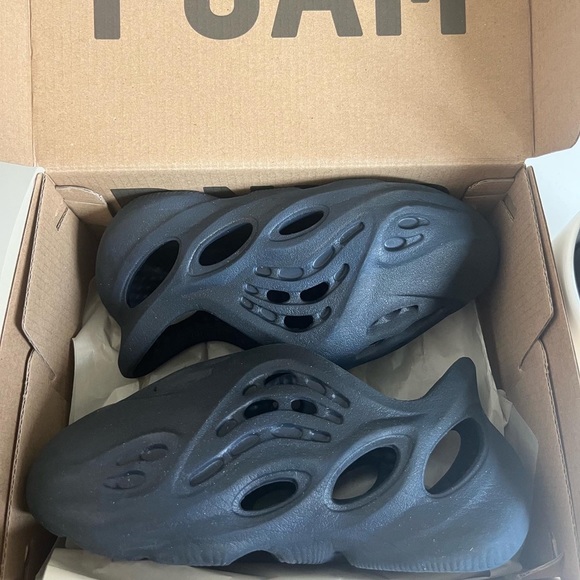 SOLD !! - Picture 1 of 3